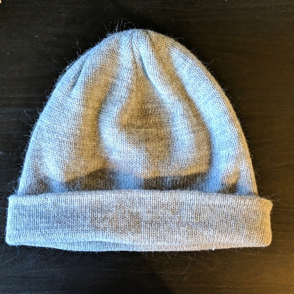 Grey basic beanie - Picture 2 of 2